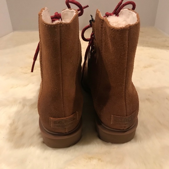 Sorel Phoenix Waterproof Suede Shearling boot - Picture 4 of 12